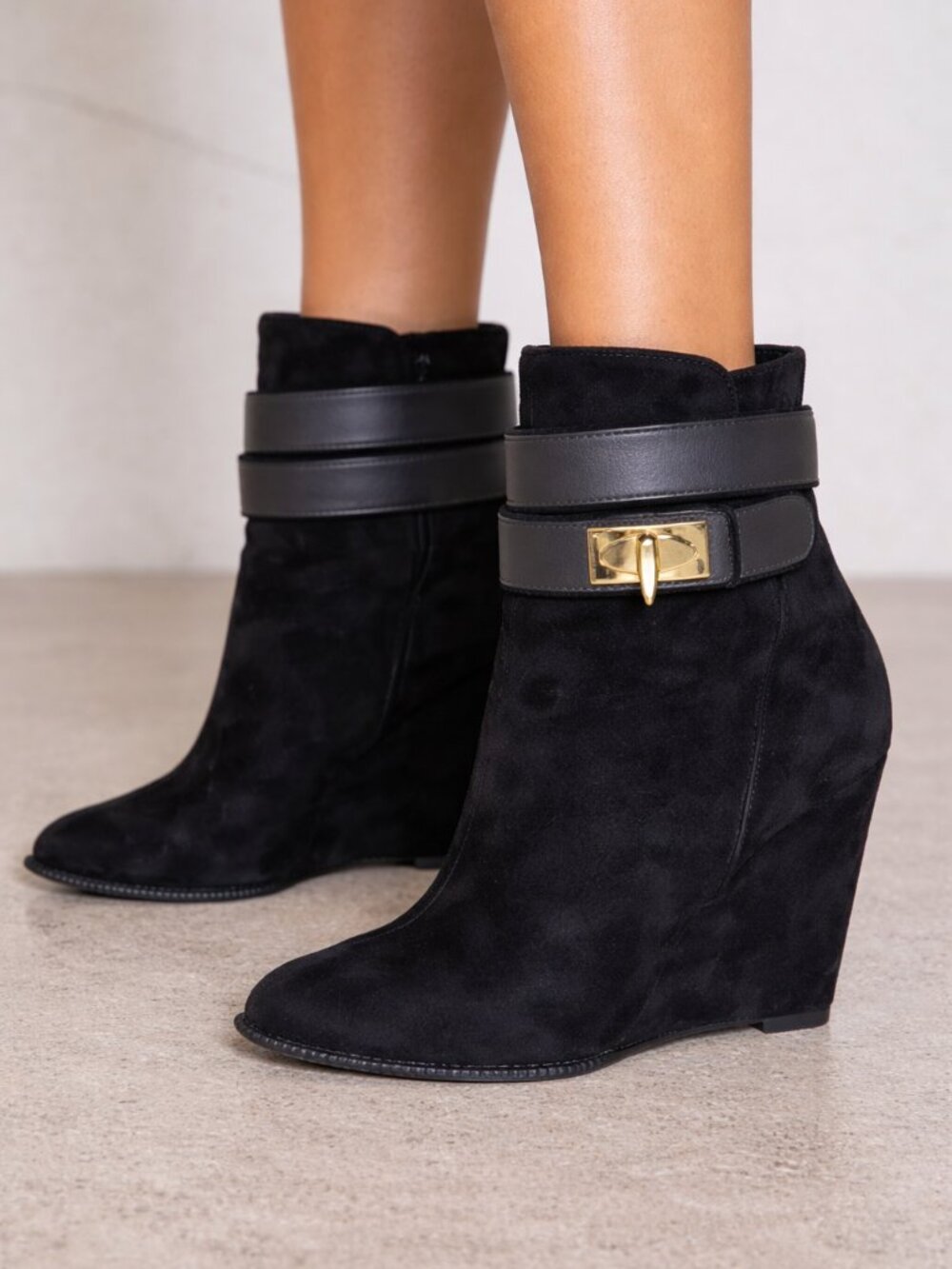 Givenchy Shark Pinch Leather Ankle Boots‑Style Suede Wedge Boots – Size 37